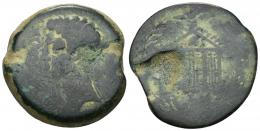 63 - HISPANIA ANTIGUA. GADES. Augusto. ¿Tressis? A/ Cabeza laureada a izq., delante AV(GVSTVS). R/ Templo tetrástilo, alrededor corona. AE 27,60 g. 35 mm. I-1385. APRH-95. ACIP-3325. CC-4133, mismo ejemplar. Cospel muy irregular. Pátina verde oscura. BC. Rara.