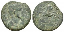COLECCIÓN CORES. REYES NÚMIDAS Y MAURETANOS. PTOLOMEO. Mitad. Iol Caesarea. A/ Cabeza diademada a der.; REX PTOLEMAEVS. R/ León saltando a der., encima estrella, debajo globo. AE 5,52 g. 24 mm. COP-665; MAA-351; CC-5913, mismo ejemplar. Pátina verde. RC.