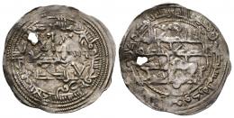 EMIRATO. MUHAMMAD I (852-886).Dírham. Al-Andalus. 257 H. AR 2,59 g. 29 mm. V-275. Perforación. MBC+. Escasa.
