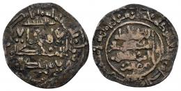 CALIFATO. HISAM II (977-1008). Dírham. Al-Andalus (Medina Fez). 394 H. AR 2,41 g. 23 mm. V-657. BC+. Escasa.