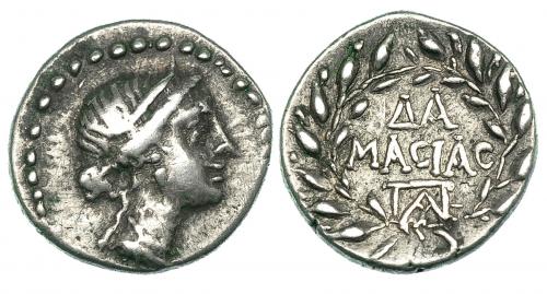 123 - PELOPONESO. Acaya. Trióbolo (146-32 a.C.). A/ Cabeza de Afrodita diademada a der. R/ DA/MACIAC, debajo monograma, todo dentro de láurea. AR 2,3 g. SBG-2963. MBC.