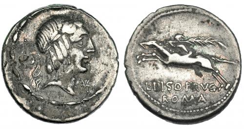 153   -  CALPURNIA. Denario. Roma (90-89 a.C.). A/ Cabeza de Apolo, detrás símpulo. R/ Jinete con palma, debajo L. PISO FRVG/ROMA. FFC-328. SB-8c. Craw-340.1. MBC/MBC-.