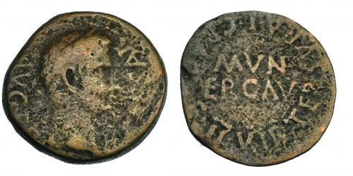 38 - ERCAVICA. Calígula. Semis (37-41 d.C.). A/ Cabeza laureada a izq.; C CAESAR AVG PP. R/ MVN/ ERCAV rodeado por TER SVRA L GRACILE II VIR. I-1290. RPC-467. BC/BC+. Muy escasa.
