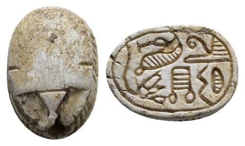 27   -  EGIPTO. Escarabeo. Fayenza. 12,4 mm. II Período Intermedio. Mustaki Collection.