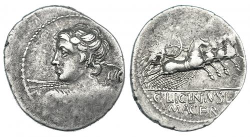 110 - LICINIA. Denario. Roma (84 a.C.). CRAW-354.1. FFC-803. Leves vanos. MBC-/MBC.