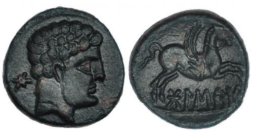 38 - BOLSKAN. Mitad. A/ Cabeza masculina a der., detrás signo ibérico Bo. R/ Pegaso a der., debajo sobre línea ley. ibérica BoLSKaN. CNH-5. I-1921. ACIP-1416. Pátina oscura con tonos rojos. MBC+. Rara.