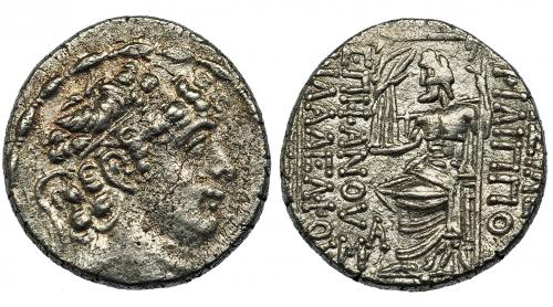 75   -  REINO SELÉUCIDA. Filipo I. Tetradracma (93-83 a.C.). R/ Zeus entronizado a izq. con Nike y cetro; bajo el trono monograma. AR 15,48 g. COP-425 vte. SBG-7196 vte. Plata agria. MBC/MBC+.