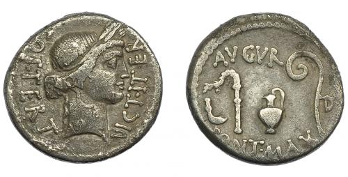 113   -  JULIO CÉSAR. Denario. ¿África? (46 a.C.). A/ Cabeza de Ceres a der.; COS TERT DIC ITER. R/ Instrumentos sacerdotales; AVGVR PONT MAX D. AR 3,62 g. 17,2 mm. CRAW-467.1. FFC-3. contramarcas y pequeñas erosiones. MBC-/MBC. Rara.
