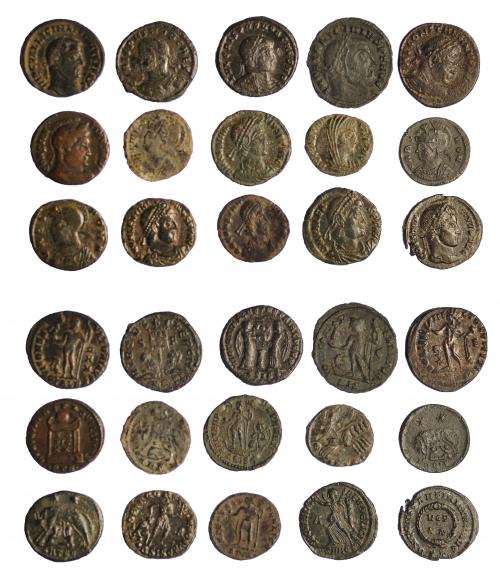132   -  Lote de 15 monedas AE. BC+/MBC+.