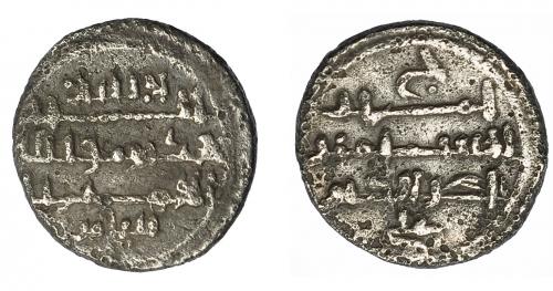 438   -  PERIODO ALMORÁVIDE. Ali Ibn Yusuf y emir Tasfin. Quirate. Sin ceca. 533-537 H. AR 0,89 g. 11 mm. V-1827. MBC-.