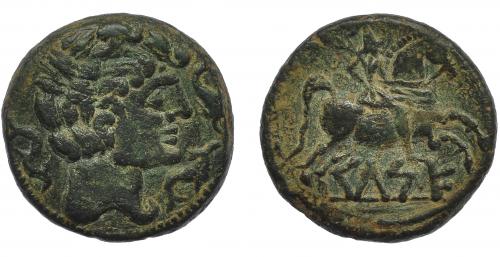 44 - KELSE. Unidad. A/ Cabeza masculina a der., alrededor tres delfines. R/ jinete con palma a der.; debajo sobre línea KeLSE. AR 13,02 g. 26,2 mm. CNH-11. I-771. ACIP-1482. Pátina verde oscuro. MBC+/MBC.