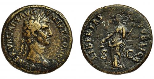 106 - NERVA. Sestercio. Roma (97 d.C.). R/ Libertas a izq. con pileus y cetro; LIBERTAS PVBLICA, SC. AE 24,46 g. 34 mm. RIC-86. MBC/BC-. Venta privada en La Lonja del Almidón. Conserva sobre original.