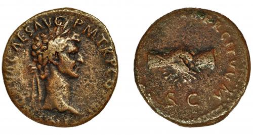 108 - NERVA. As. Roma (97 d.C.). R/ Manos saludándose CONCORDIA EXERCITVM, SC. AE 8,25 g. 26 mm. RIC-79. Porosidades. MBC/MBC-. Venta privada en La Lonja del Almidón. Conserva sobre original.