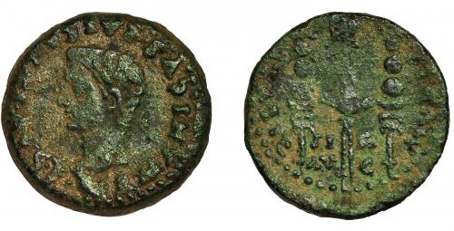 13 - ITALICA. Semis. Tiberio. A/ Cabeza de Germánico a izq.; (GE)RMANICVS CAESAR TI (AVG F). R/ Aquila y vexillum entre dos signa, en campo PE-R/AV-G; MVNIC-ITALIC. AE 6,94 g. 22,9 mm. I-1597. RPC-70. APRH-70. ACIP-3339. Pátina verde rugosa. MBC-.
