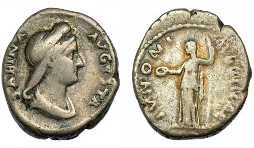 165 - SABINA. Denario. Roma (128-136). R/ Juno a izq. con pátera y cetro. IVNONI REGINAE. AR 3,32 g. 17,2 mm. RIC-395a. MC-/BC+.