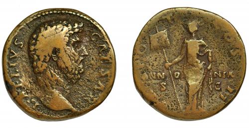 170 - AELIO. Sestercio. Roma (137 d.C.). R/ Panonia con vexillum; TR POT COS II en campo PANN-O-NIA/ -SC. AE 24,02 g. 30,1 mm. RIC-1059. Erosiones. MBC-/BC+. Escasa.