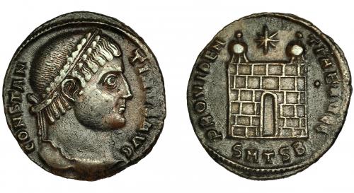 254 - CONSTANTINO I. Follis. Tesalónica (326-328). R/ PROVIDENTIAE AVGG, en campo glóbulo, exergo SMTSB. AE 2,65 g. 20 mm. RIC-153. Leves vanos. MBC+.