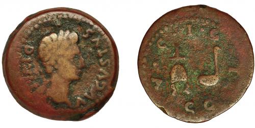 2010 - HISPANIA ANTIGUA. ACCI. Semis. Augusto. A/ Ley. externa AVGVSTVS DIVI F. R/ Apex y símpulo, encima C I G, debajo ACCI. AE 5,3 g. 22,6 mm. I-36. RPC-136. APRH-136. ACIP- . BC+.