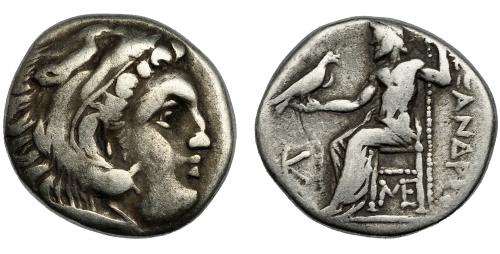 2106 - GRECIA ANTIGUA. MACEDONIA. A nombre de Alejandro III. Dracma. Lámpsaco (310-301 a.C.). R/ Delante KI y debajo del trono monograma. PRC-1406. AR 4,0 g. 16,5 mm. MBC-/BC+.