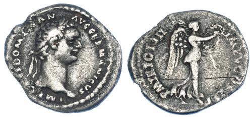 IMPERIO ROMANO. DOMICIANO. Quinario. Roma (84 d.C.). R/ Vict