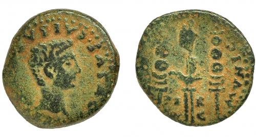 2042 - HISPANIA ANTIGUA. ITALICA. Semis. Tiberio. A/ Cabeza de Druso a der.; DRVSVS CAESAR TI AVG F. R/ Dos estandartes entre aquila y vexillum, en campo PE-R/AVG; MVNIC ITALIC. AE 6,5 g. 23,4 mm. I-1596. RPC-71. Pátina verde. BC+. Escasa.