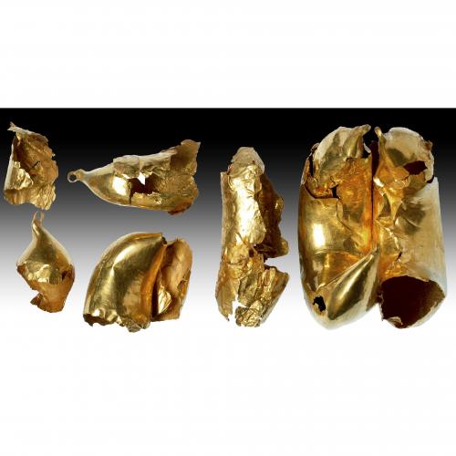 2661 - HISPANIA ANTIGUA. Par de pendientes. (VI-V a.C.). Oro. Longitud 5,3 cm. Fragmentados.