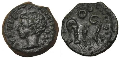 2067 - HISPANIA ANTIGUA. COLONIA PATRICIA. Augusto. Cuadrante. R/ Instrumentos pontificales; (C)O(LO PA)T(R). AE 2,56 g. 13,2 mm. RPC-131. I-1993. APRH-131. ACIP-3359. Pátina verde. MBC+.
