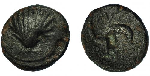 2075 - HISPANIA ANTIGUA. ARSE-SAGUNTUM. Cuadrante. A/ Venera. R/ Delfín a der., a der. 3 puntos, encima ley. latina PV.CA, debajo ley. ibérica ARSE. AE 3,5 g. 17,5 mm. I-2057. ACIP-2000. Defectos de cospel en anv. y rev. BC.