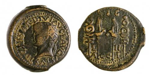 11 - ACCI. As. Tiberio. A/ Cabeza laureada a izq.; TI CAESAR DIVI AVG F AVGVSTVS. R/ Dos aquilae entre dos signa C I G / L-I-II/A-CC-I. AE 18,58 g. 29 mm. RPC-S2-I 139/37, mismo ejemplar. APRH-139, este ejemplar ilustrado. ACIP-3007. CC-4343, mismo ejemplar. Pátina oscura. MBC-/MBC. Escasa.