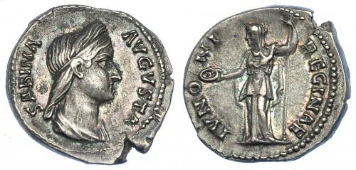 542   -  IMPERIO ROMANO. SABINA. Denario. Ceca oriental (130-138). A/ Busto diademado y drapeado a der.; SABINA AVGVSTA. R/ Juno a izq. con pátera y cetro; IVNONI REGINAE. AR 3,41 g. 17,8 mm. RIC-3195. Cospel abierto. MBC+.