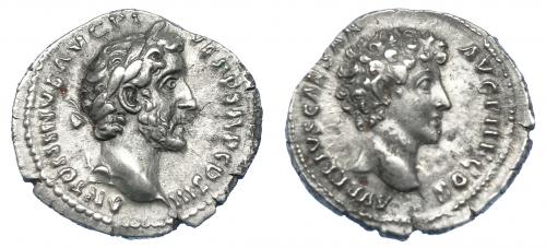 551 - IMPERIO ROMANO. ANTONINO PÍO Y MARCO AURELIO. Denario. Roma (141). A/ Cabeza de Antonino Pío a der.; ANTONINVS AVG PIVS P P TR P COS III. R/ Cabeza de Marco Aurelio a der.; AVRELIVS CAESAR AVG PII F COS. AR 3,09 g. 19,1 mm. RIC-415b. MBC+.