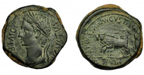 40 - HISPANIA ANTIGUA. CAESARAUGUSTA. Augusto. As. A/ Cabeza laureada a izq. R/ Yunta fundacional a izq. ; CAESARAVGVSTA/ L. CASS(IO C VALER FEN). AE 17,25 g. 28,5 mm. RPC-309. APRH-309d. I-318. ACIP-3030. Pátina oscura. MBC+/MBC.