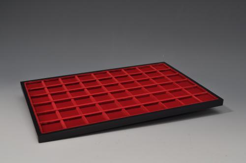 527 - Bandeja de terciopelo ABAFIL grande, 33,5 x 22 cm. Capacidad para 54 monedas de 30 mm aprox.