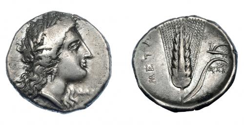 329 - GRECIA ANTIGUA. LUCANIA. Metaponto. Estátera (330-290 a.C.). A/ Cabeza de Deméter a der. R/ Espiga; a der. arado, debajo MAX, a izq. META. AR 7,82 g. 21,2 mm. COP-1227. SBG-416. Leve vano en rev. MBC. Ex col. Guadán 1424.