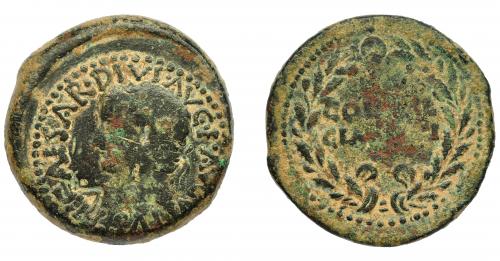 1012 - HISPANIA ANTIGUA. ACCI. Dupondio. Tiberio. A/ Cabeza laureada a izq.; TI CAESAR DIVI F AV(GVTVS). R/ Corona cívica rodeando COL (IVL)/GEM (ACCI). AE 26,21 g. 33,6 mm. I-38. APRH-138. ACIP-3006. Pátina oscura. BC+/BC. Escasa.