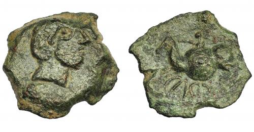 1152 - HISPANIA ANTIGUA. CARISA. Semis. A/ Cabeza masculina a der. R/ Jinete con rodela y lanza a izq., debajo CAR(IS..) con R retrógrada. AE 2,74 g. 17,6 mm. I-452. ACIP-2523. Pátina verde. MBC. Compra privada Pliego (1998).