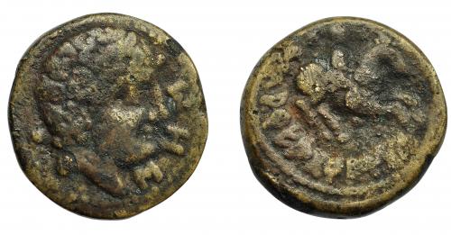 1028 - HISPANIA ANTIGUA. AREKORATAS. As. A/ Cabeza masculina a der., detrás signos ibéricos SOS, detrás glóbulo. R/ Jinete a der., debajo ley. circular AREIKoRA(TiKoS). AE 20,28 g. 31,8 mm. I-84. ACIP-1739. Pequeñas erosiones. BC+. Rara. Ex Áureo, 21-1-1997, lote 104.