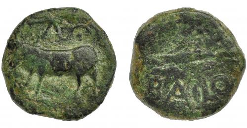 1058 - HISPANIA ANTIGUA. BAILO. Mitad. A/ Toro a izq., encima estrella y creciente con glóbulo. R/ Espiga a izq., debajo BAILO. AE 11,14 g. 22,9 mm. I-185. ACIP-925. Pátina verde. BC+/BC-. Muy rara. Compra privada Pliego (1993).