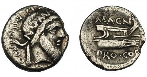 122 - PERIODO JULIO CÉSAR- AUGUSTO. POMPEYO EL GRANDE. Denario. Hispania (49 a.C.). A/ Cabeza de Numa a der.; en la diadema NVMA, detrás CN. PISO. PRO. Q. R/ Proa de nave a der.; encima MAGN, debajo PRO COS. CRAW-446.1. FFC-6. Muy escasa. Muy escasa.