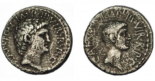 126 - PERIODO JULIO CÉSAR- AUGUSTO. MARCO ANTONIO Y AUGUSTO. Denario. Ceca móvil (39 a.C.). A/ Cabeza de Marco Antonio a der.; M. ANTON. IMP. III VIR. R. P. C. R/ Cabeza de Octavio a der.; CAESAR. IMP. III VIR. R. P. C. CRAW-528.2b. FFC-3. MBC-.