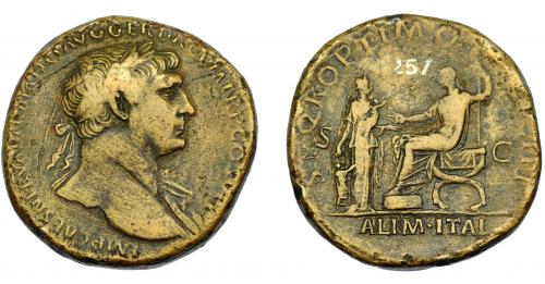 168 - IMPERIO ROMANO. TRAJANO. Sestercio. R/ Trajano con cetro sentado en silla curul a izq., delante mujer con niño; S P Q R OPTIMO PRINCIPI S C, exergo ALIM ITAL. AR 24,46 g. 32,07 mm. RIC-461. MBC-.