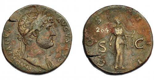 177   -  IMPERIO ROMANO. ADRIANO. Sestercio. R/ Diana a der., con arco y flechas, en ley. COS III SC. AE 25,82 g. 31,92 mm. RIC-738. MBC/MBC-. Pátina marrón. Grieta. 