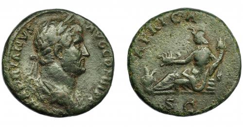 180 - IMPERIO ROMANO. ADRIANO. As. Roma (134-138). A/ Cabeza laureada y drapeada a der. R/ África reclinada a izq. con trompa de elefante, escorpión y cornucopia, delante cesta con espigas. AE 10,69 g. 26,10 mm. RIC-1615. MBC-. Pátina verde.