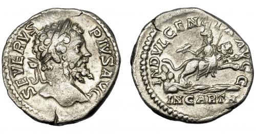 194 - IMPERIO ROMANO. SEPTIMIO SEVERO. Denario. Roma (204). R/ Dea Caelestis con haz de rayos y cetro, cabalgando en león sobre el agua; INDVLGENTIA AVGG, en exergo IN CARTH. AR 2,89 g. 18,38 mm. RIC-266. MBC.