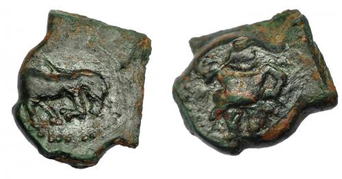 23 - HISPANIA ANTIGUA. EBUSUS. Octavo. A/ Bes de frente. R/ Toro embistiendo a der. AE 1,47 g. 11,79 mm. I-524. ACIP-742 (pseudo-Ebusus). Cospel irregular. Pátina oscura. MBC-. Rarísima.