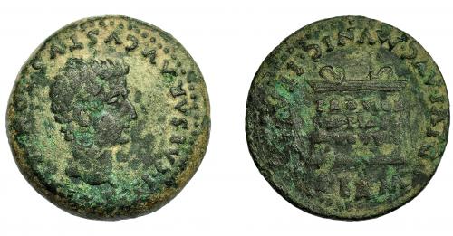 38 - HISPANIA ANTIGUA. ITALICA. Tiberio. As. A/ Cabeza a der. R/ Altar con ley. PROVIDE/NTIAE/AVGVSTI. AE 13,15 g. 23 mm. I-1593. APRH-65. ACIP-3333. Pátina verde terrosa. BC+.
