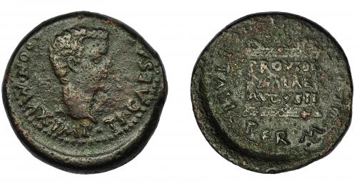 39 - HISPANIA ANTIGUA. ITALICA. Tiberio. As. A/ Cabeza a izq. R/ Altar con ley.; PROVIDE/NTIAE/ AVGVSTI. AE 15,94 g. 29,5 mm. I-1593. APRH-65. ACIP-3333. Algo descentrada. Pátina oscura. BC+.