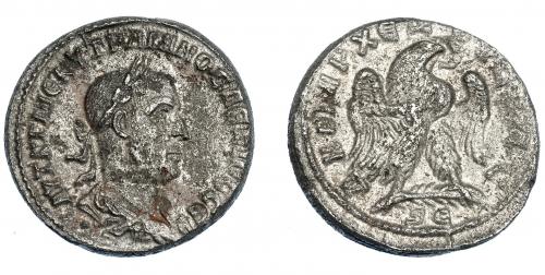 3168 - IMPERIO ROMANO. TRAJANO DECIO. Tetradracma. Antioquía. R/ Águila a der. sobre palma. VE 10,06 g. 25,7 mm. Prieur-575. RPC-IX.1677. Porosidades. MBC.