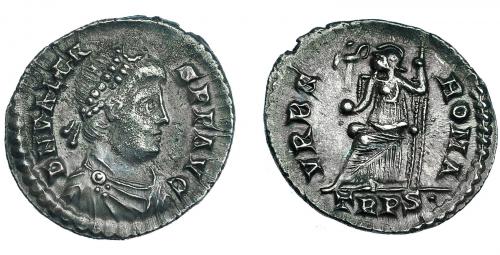 3191 - IMPERIO ROMANO. VALENTE. Silicua. Treveris (375-378). R/ Roma sentada a izq. con victoria y cetro; VRBS ROMA, exergo TRPS. AR 2,11 g. 19 mm. RIC-45c. MBC/MBC+. Ex hallazgo East Harptree.