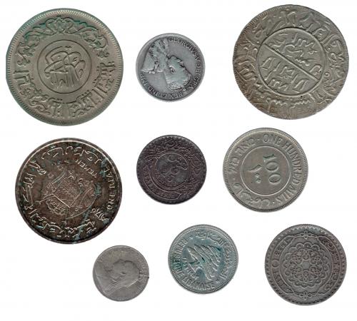 3362 - MONEDAS EXTRANJERAS. Lote de 9 monedas: Yemen: 1 rial (3: 1956, 1963 y 1965); Chipre 9 piastras de 1919 de ; 1/2 piastras de 1901 de Chipre (4); 50 piastras de 1933 de Siria; 25 piastras de 1937 de Siria; 50 piastras de 1952 del Líbano; y 100 mils de 1935 de Palestina. MBC-/SC.